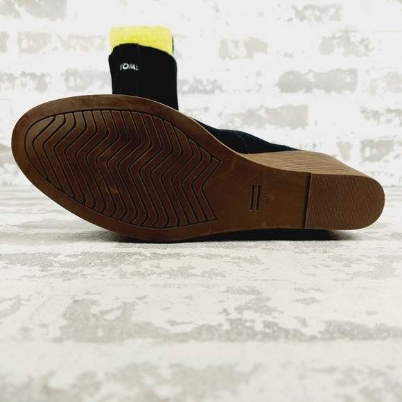 New Toms Hyde Black Suede Lace Up Wedge Heel Ankle Booties F175 - Picture 8 of 12